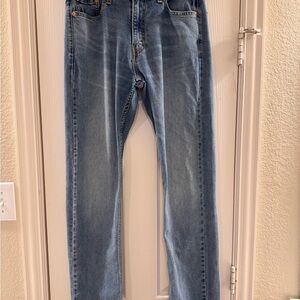 Levi 513 Slim Straight Jeans